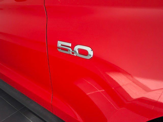 Used 2018 Ford Mustang GT Premium RWD image 4