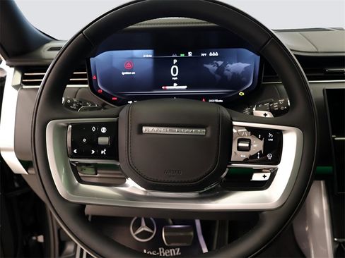 Certified 2025 Land Rover Range Rover SE image 25