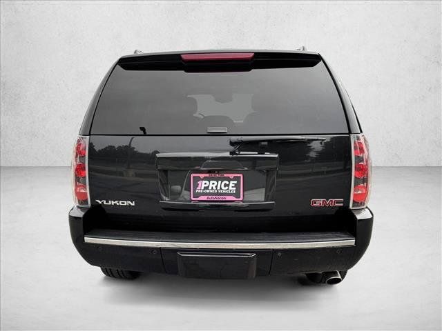 Used 2013 GMC Yukon Denali AWD/4WD image 5