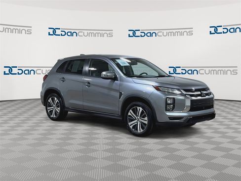 Used 2024 Mitsubishi Outlander Sport ES image 2