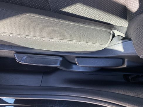 Used 2022 Honda HR-V EX image 17