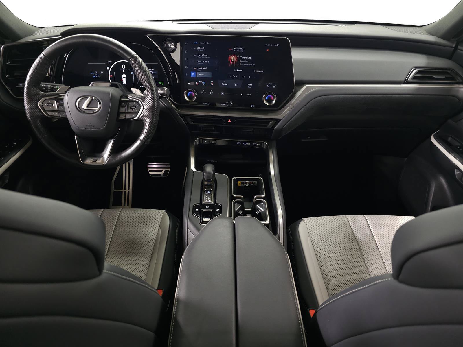 Used 2024 Lexus TX 500h AWD w/ Technology Package image 16