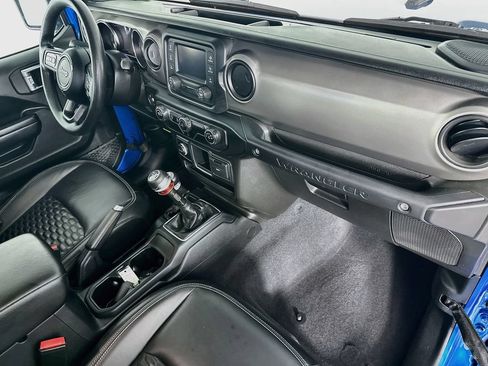 Used 2021 Jeep Wrangler Sport AWD/4WD image 28