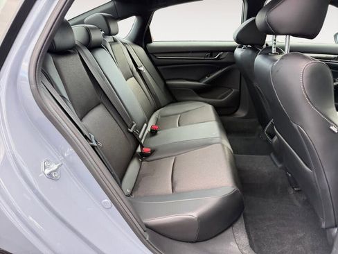Used 2022 Honda Accord Sport image 17