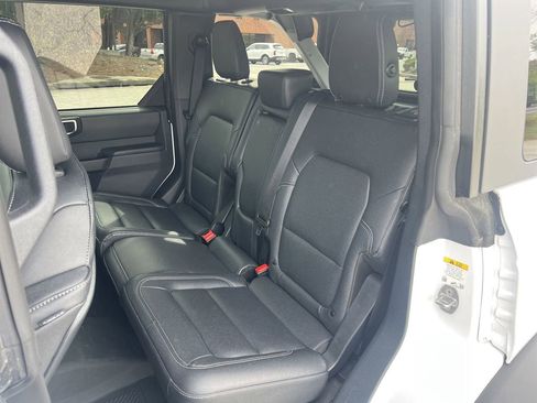 New 2025 Ford Bronco Big Bend w/ Black Diamond Package image 15