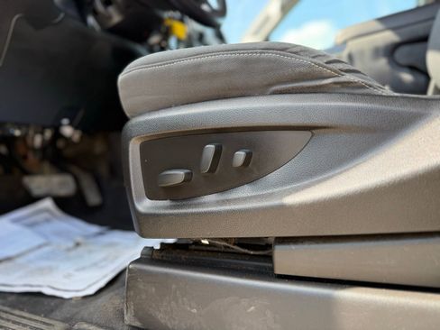 Used 2018 Chevrolet Silverado 1500 LT w/ All Star Edition AWD/4WD image 30