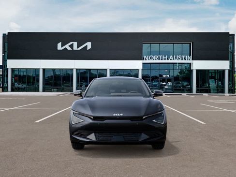 New 2026 Kia EV6 Light RWD image 2