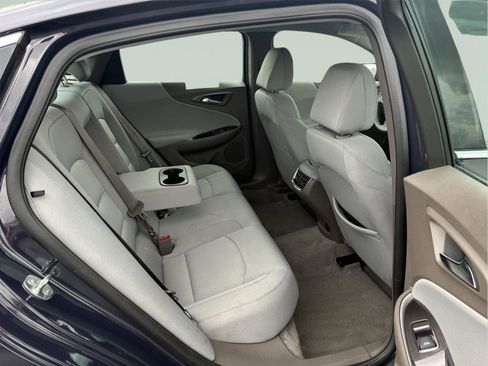 Used 2025 Chevrolet Malibu LT image 11