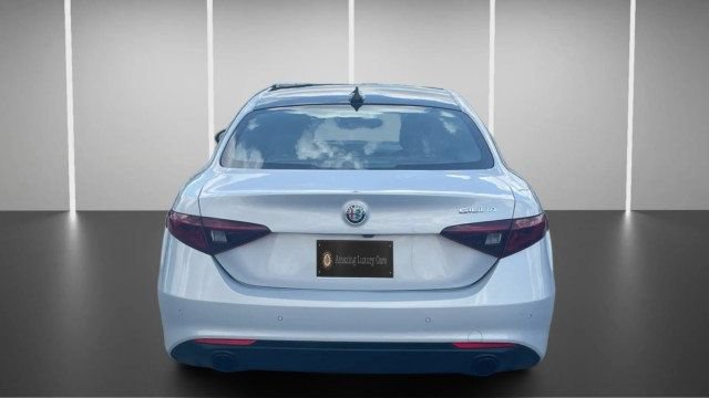 Used 2023 Alfa Romeo Giulia Ti w/ Active Assist Plus Package RWD image 5
