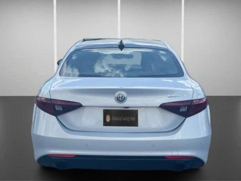 Used 2023 Alfa Romeo Giulia Ti w/ Active Assist Plus Package RWD image 5