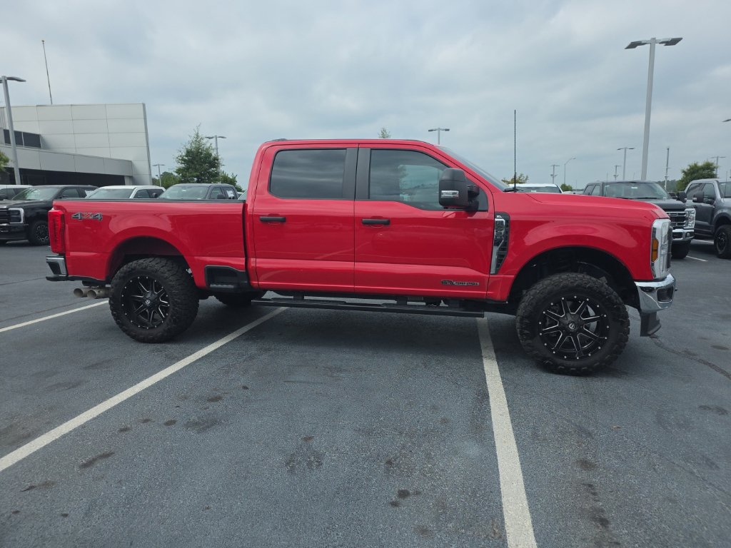 Certified 2025 Ford F250 XL w/ XL Chrome Package AWD/4WD image 5