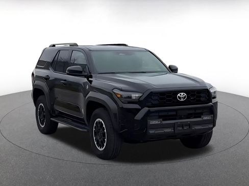 Used 2025 Toyota 4Runner TRD Off Road image 3