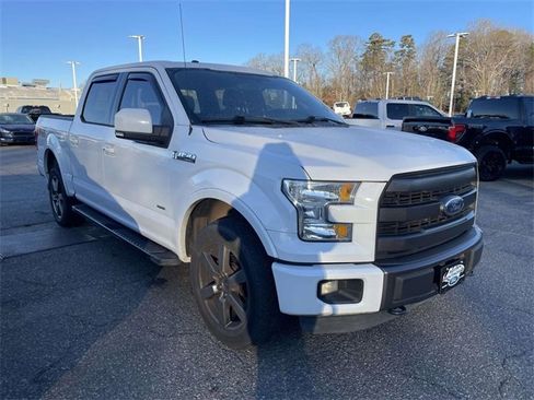 Used 2015 Ford F150 Lariat image 1