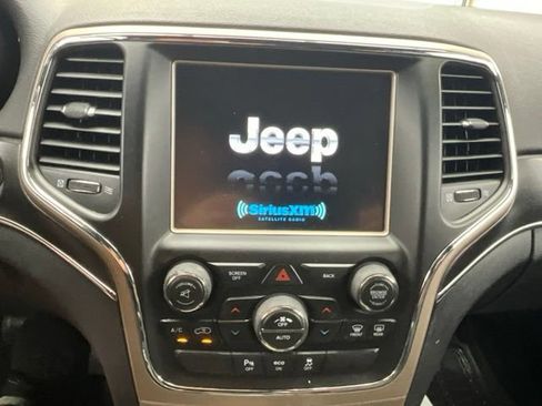 Used 2015 Jeep Grand Cherokee Limited AWD/4WD image 10