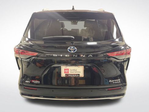 Certified 2022 Toyota Sienna Platinum AWD/4WD image 8