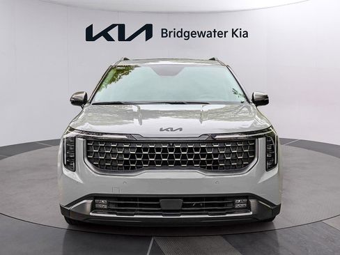 Certified 2025 Kia Carnival SX Prestige FWD image 3