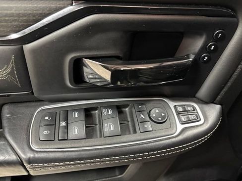 Used 2023 RAM 2500 Limited AWD/4WD image 22