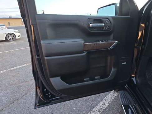 Used 2021 GMC Sierra 1500 Denali w/ Technology Package image 10