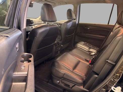 Used 2021 Honda Pilot EX-L image 11
