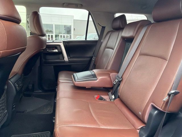 Used 2015 Toyota 4Runner Limited AWD/4WD image 37