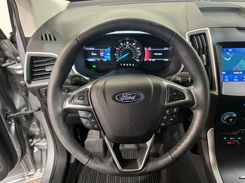 Used 2020 Ford Edge SEL image 20