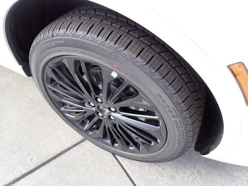 New 2025 Lincoln Corsair Reserve w/ Jet Appearance Package image 10