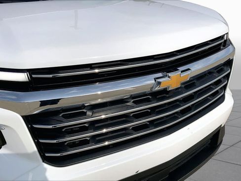 Used 2026 Chevrolet Traverse LT FWD image 29