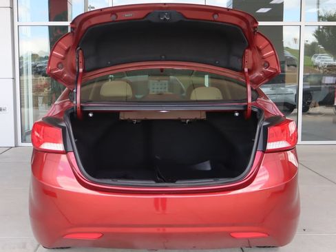 Used 2013 Hyundai Elantra GLS w/ Preferred Pkg FWD image 8