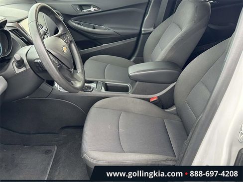 Used 2018 Chevrolet Cruze LT w/ Convenience Package image 15