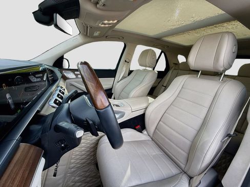 Used 2023 Mercedes-Benz GLE 580 4MATIC image 13