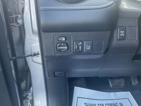 Used 2018 Toyota RAV4 XLE image 11