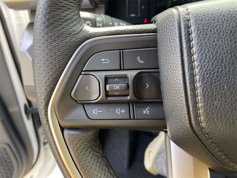 Used 2024 Toyota Tacoma SR5 image 32