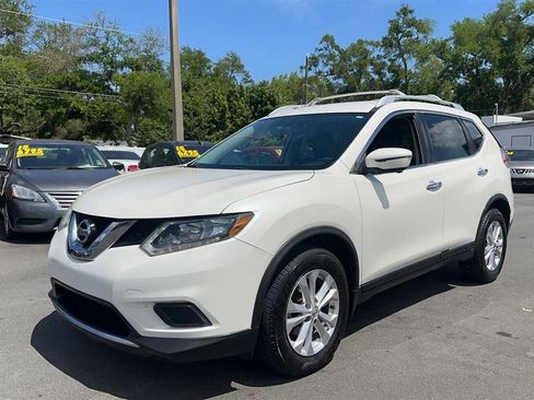 Used 2016 Nissan Rogue SV w/ SV Premium Package image 11