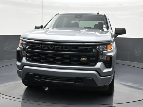 Used 2024 Chevrolet Silverado 1500 Custom RWD image 9
