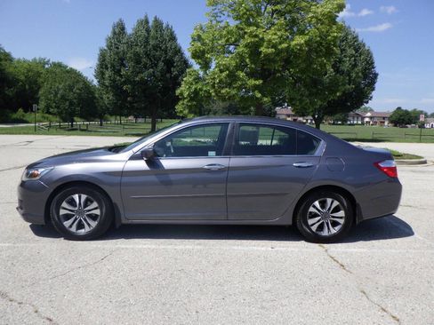 Used 2013 Honda Accord LX image 4