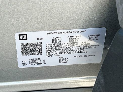 Used 2025 Chevrolet Trax LS w/ LS Convenience Package FWD image 30