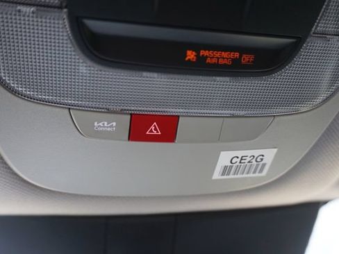Used 2025 Kia Sorento EX FWD image 27