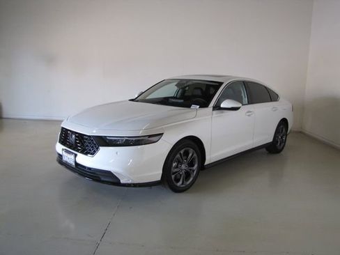 Certified 2024 Honda Accord EX-L image 1