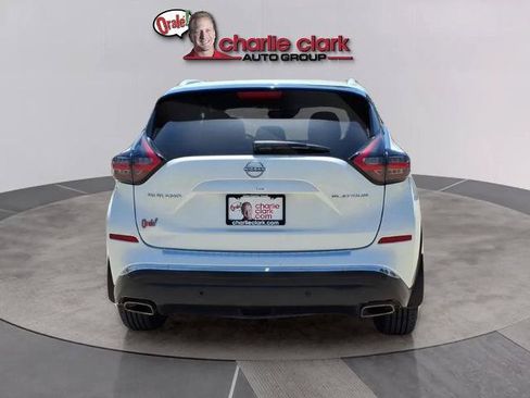 Certified 2023 Nissan Murano Platinum w/ Cargo Package FWD image 4