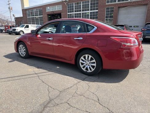 Used 2013 Nissan Altima 2.5 S image 5