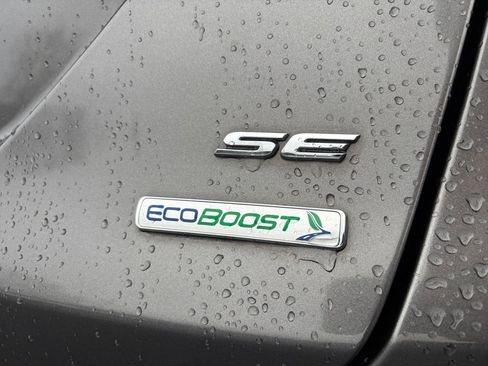 Used 2014 Ford Fusion SE w/ Equipment Group 202A image 31