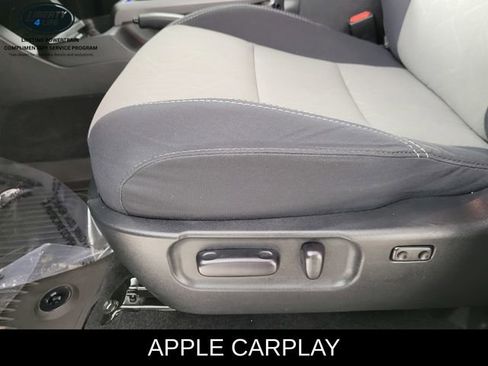 Used 2022 Toyota Tacoma TRD Sport w/ Technology Package image 14