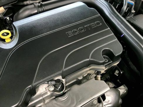 Used 2024 Chevrolet Malibu LT image 31