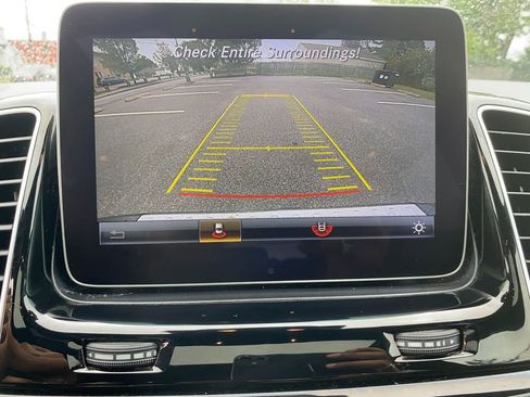 Used 2018 Mercedes-Benz GLE 350 4MATIC image 21