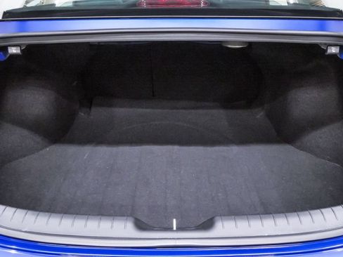 Used 2022 Hyundai Elantra Limited FWD image 30