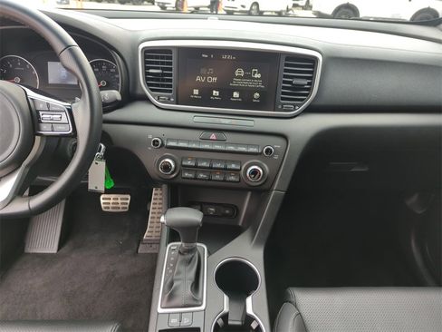 Used 2022 Kia Sportage Nightfall Edition image 25