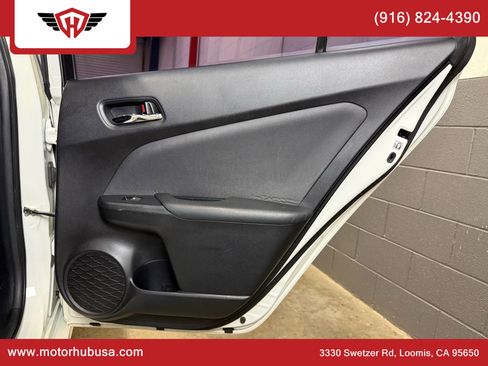 Used 2016 Toyota Prius Three image 44