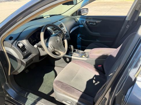 Used 2013 Nissan Altima 2.5 S image 13