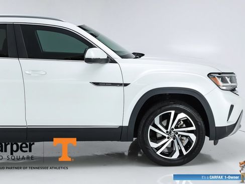 Used 2023 Volkswagen Atlas Cross Sport SEL AWD/4WD image 12