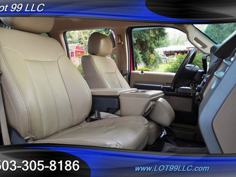 Used 2014 Ford F250 Lariat w/ Lariat Interior Package image 18